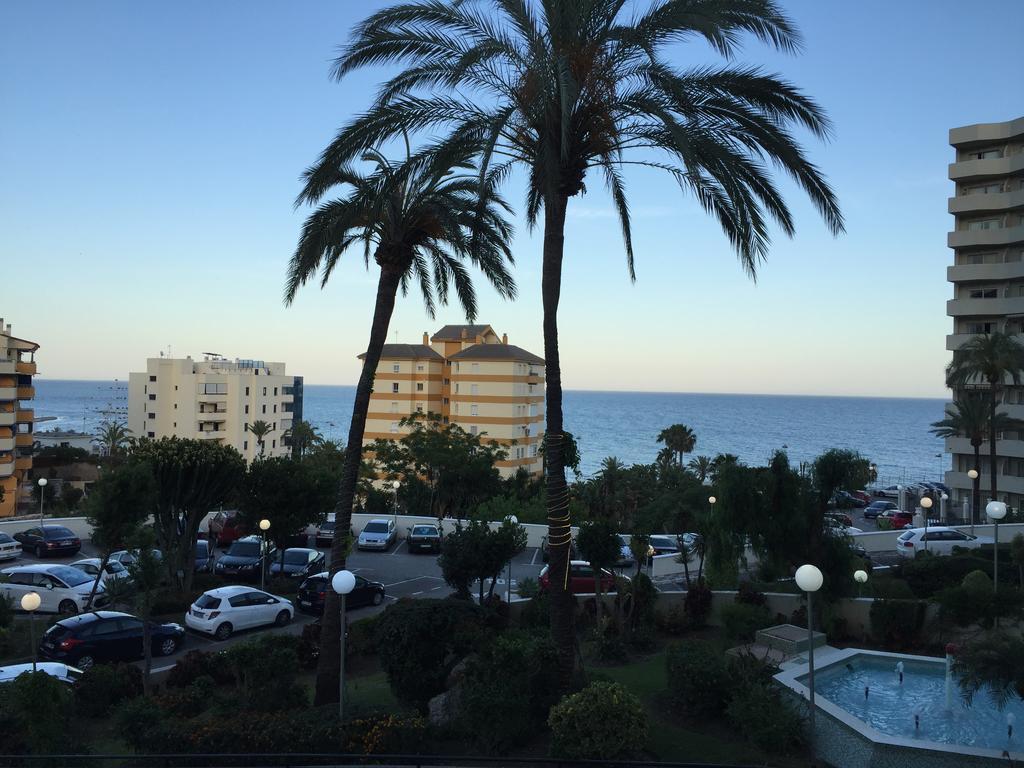 Estudios Y Apartamentos Benal Beach Беналмадена Екстериор снимка